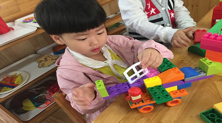 幼兒園小班桌面玩具何以成為學(xué)習(xí)好幫手